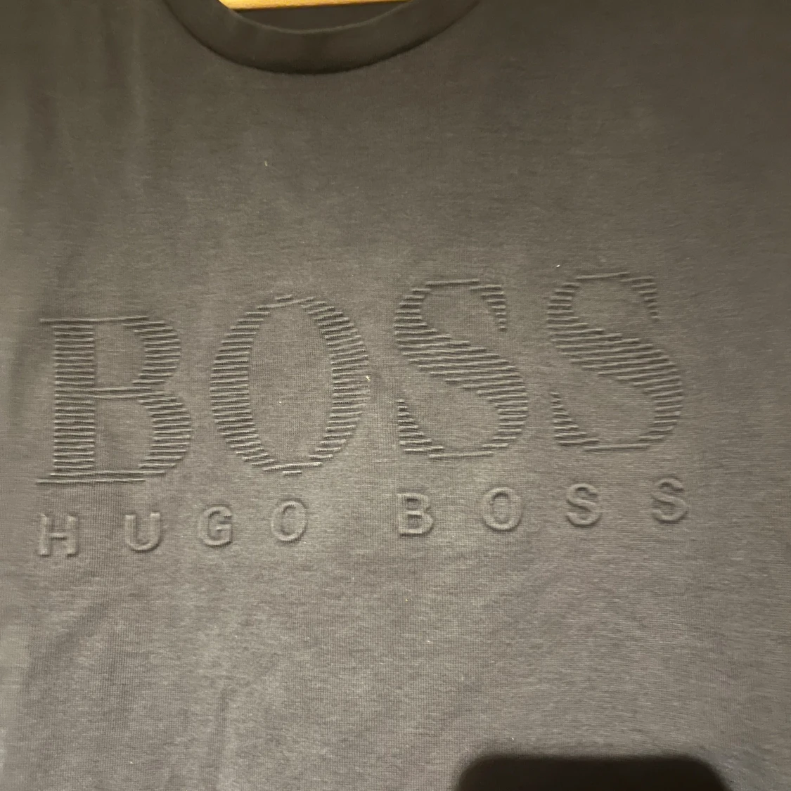 Svart tröja från Hugo Boss - 2