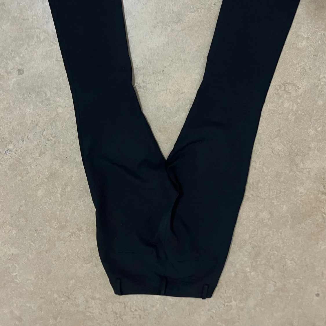Svarta kostymbyxor från Bikbok - 1