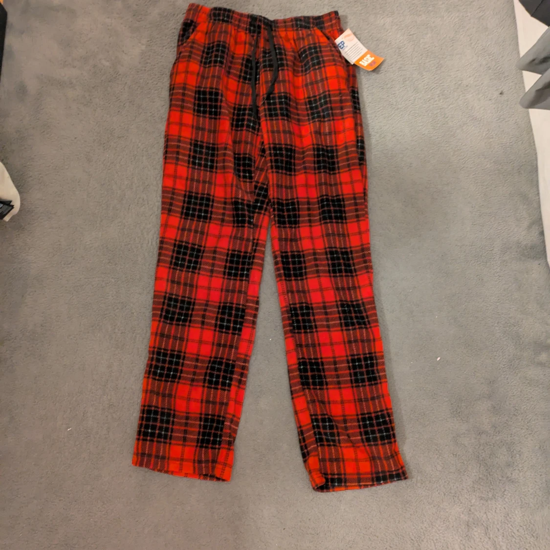 Röda rutiga mjukisbyxor med snörning