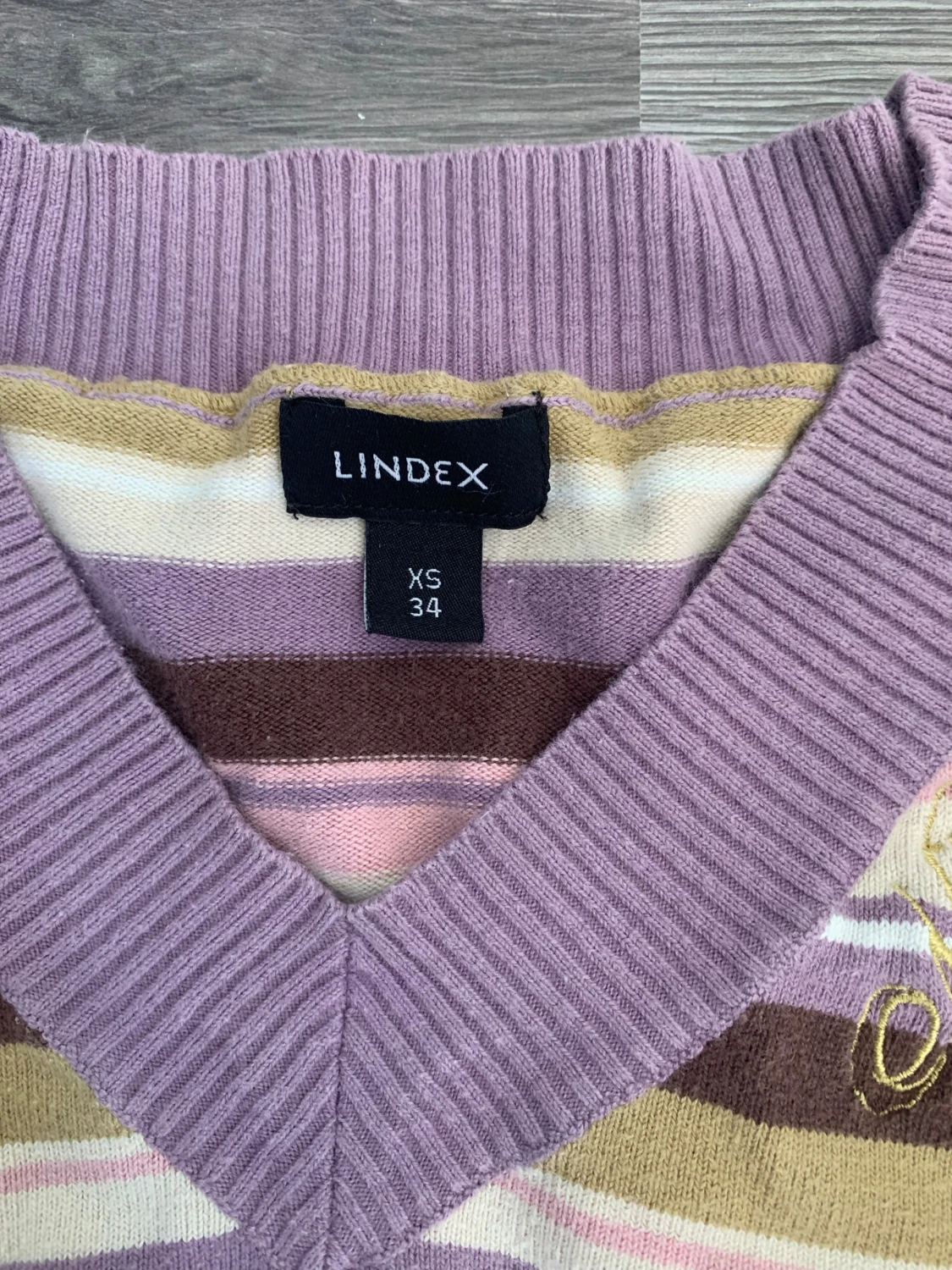 Randig lila tröja från Lindex XS - 1