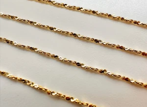 Halskedja fantasilänk, längd: 40cm, bredd: 1mm, förgylld, 925 silver, Vikt: 1,6g. - Halskedja fantasilänk, längd: 40cm, bredd: 1mm, förgylld, 925 silver, Vikt: 1,6g. 