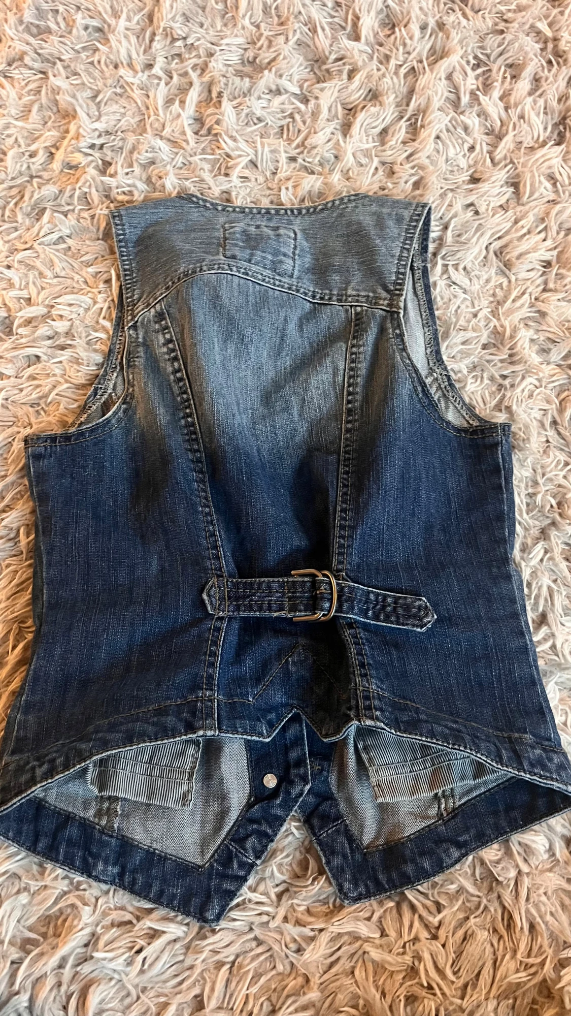 Jeansväst från L.O.G.G. H&M, strl 36 - 3