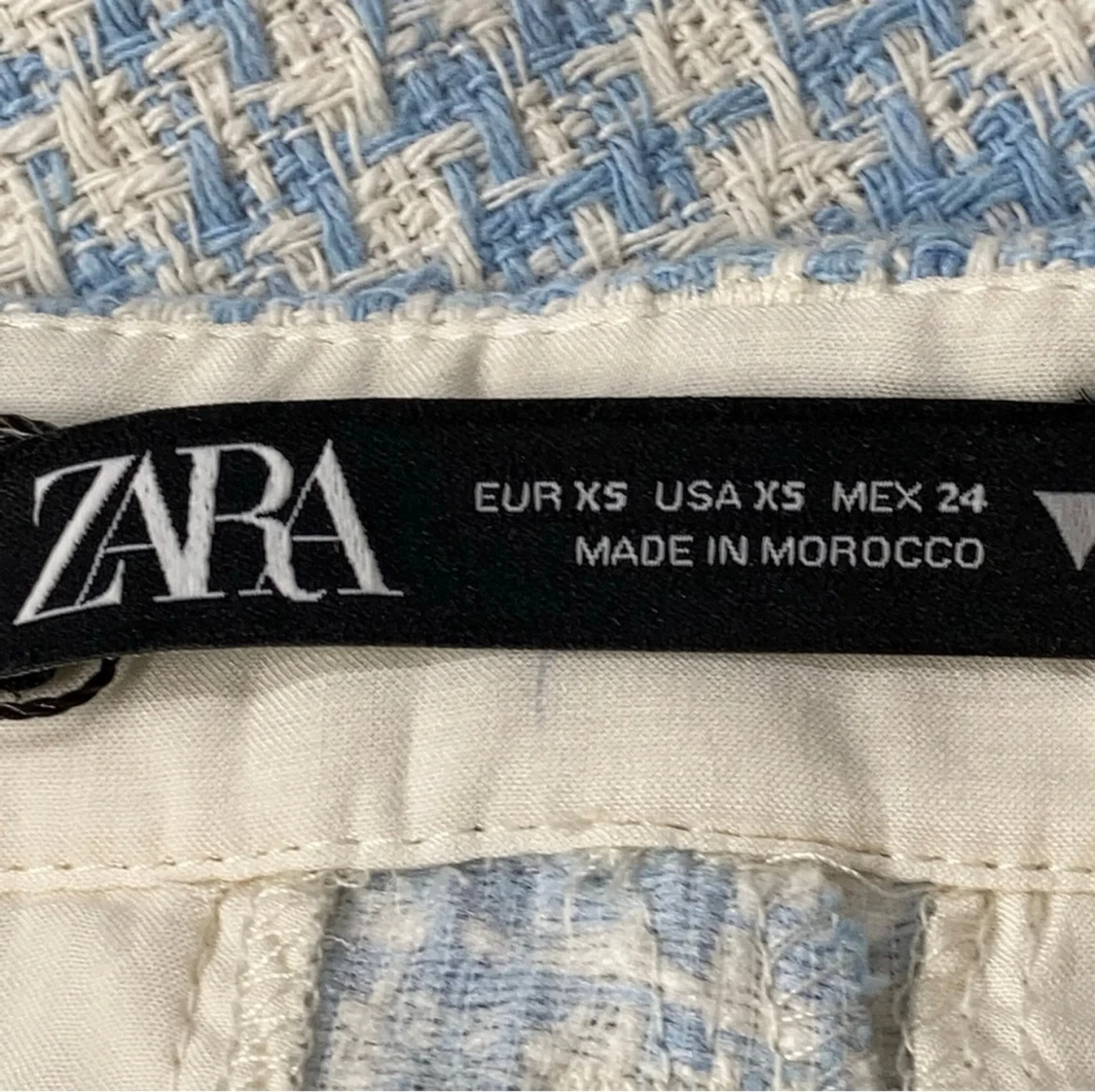 Blåvita rutiga shorts från Zara - 2