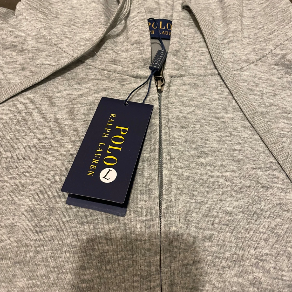 Grå hoodie från Polo Ralph Lauren - 1
