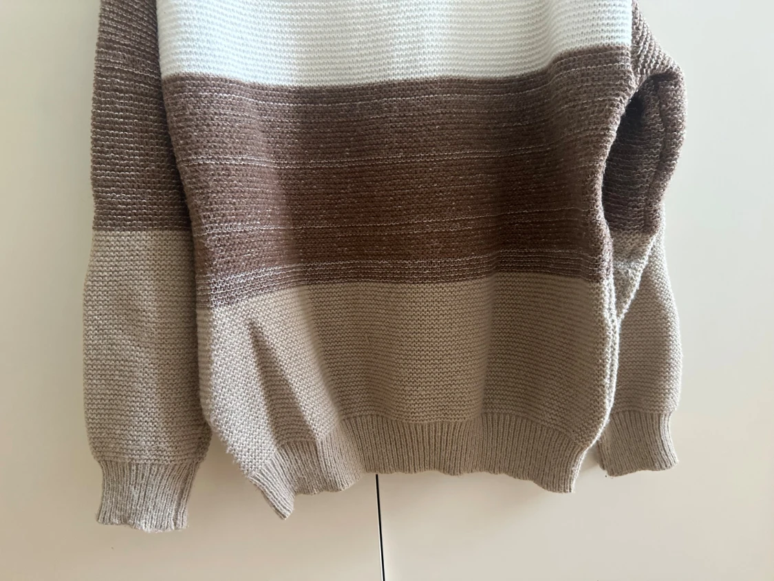 Randig stickad tröja - 3