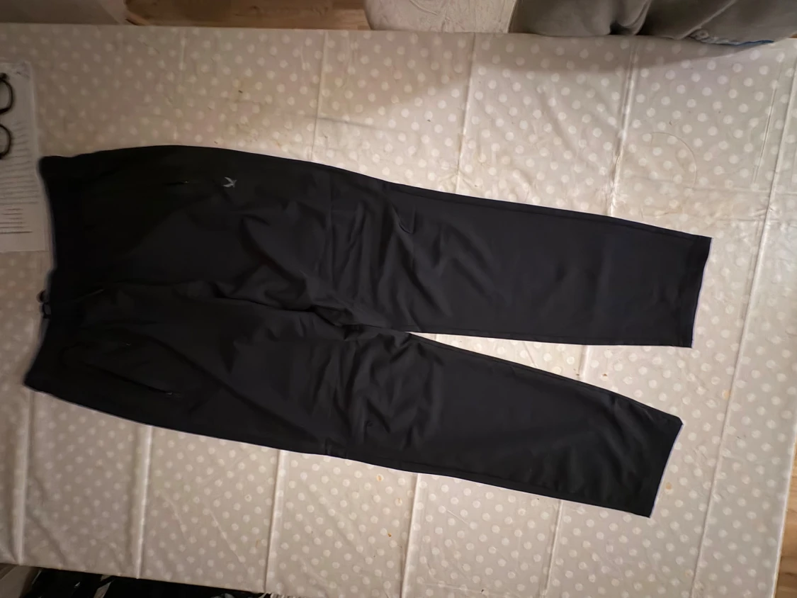 Svarta träningsbyxor från SOC - 1