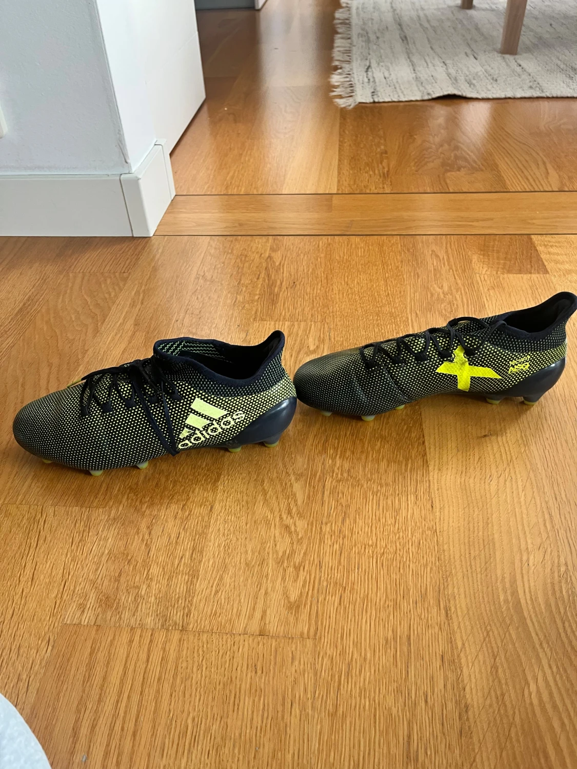 Adidas svarta och gula fotbollsskor - 5