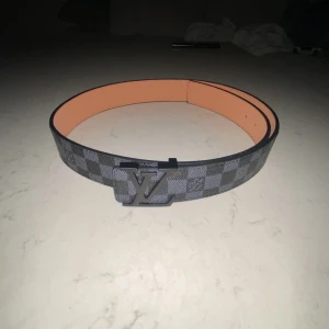 L och v - L och v skärp 115cm