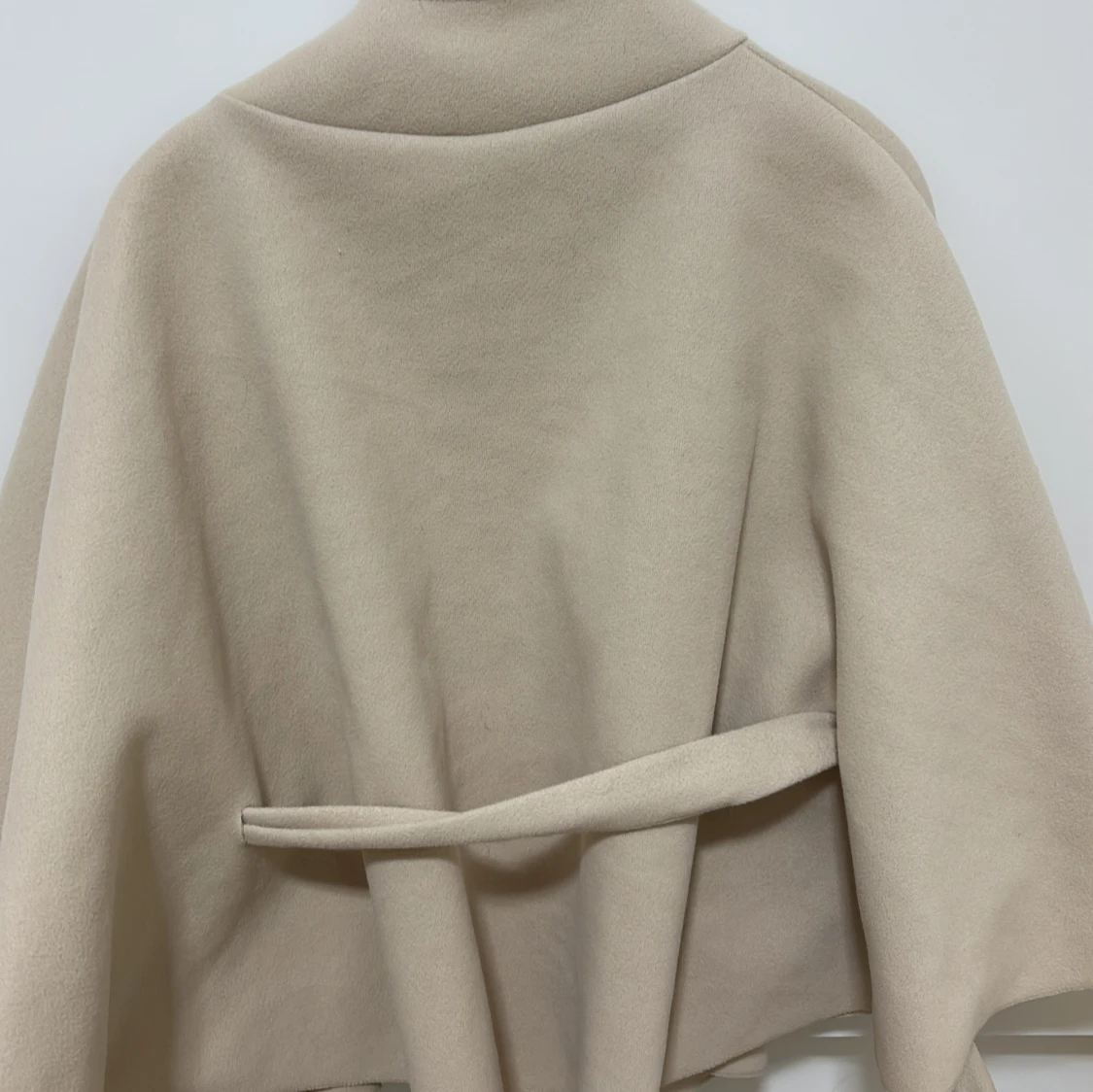 Beige kappa från Missay med bälte - 3