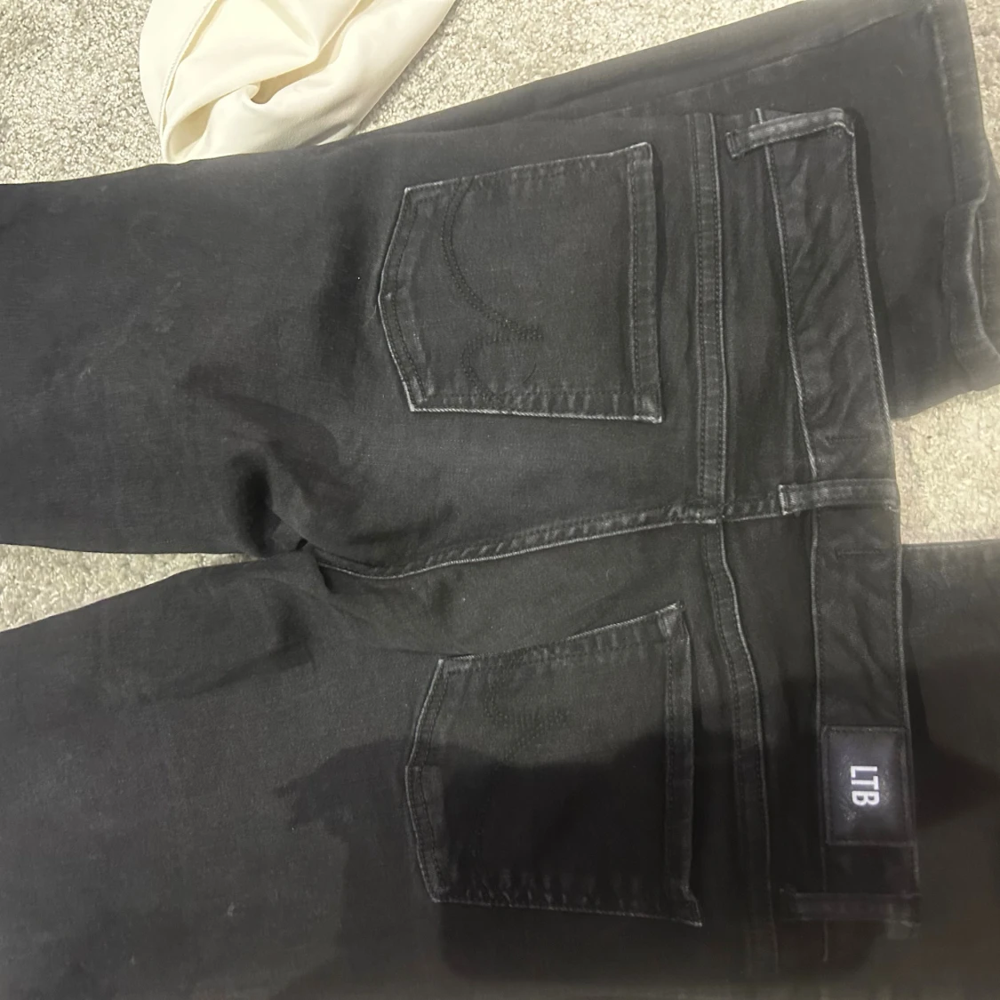 Svarta Roxy jeans från LTB - 1
