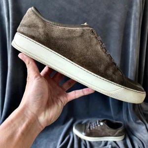 Lanvin skor - Lanvin skor | originalstorlek: uk10/43 men sitter mer som 44, fråga om innermått vid osäkerhet | ingår: endast skorna | fraktar spårbarhet eller möts upp i Täby📍