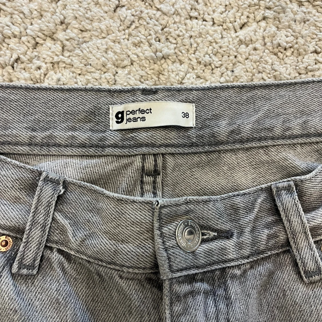 Lågmidjade jeans från Gina Tricot - 3