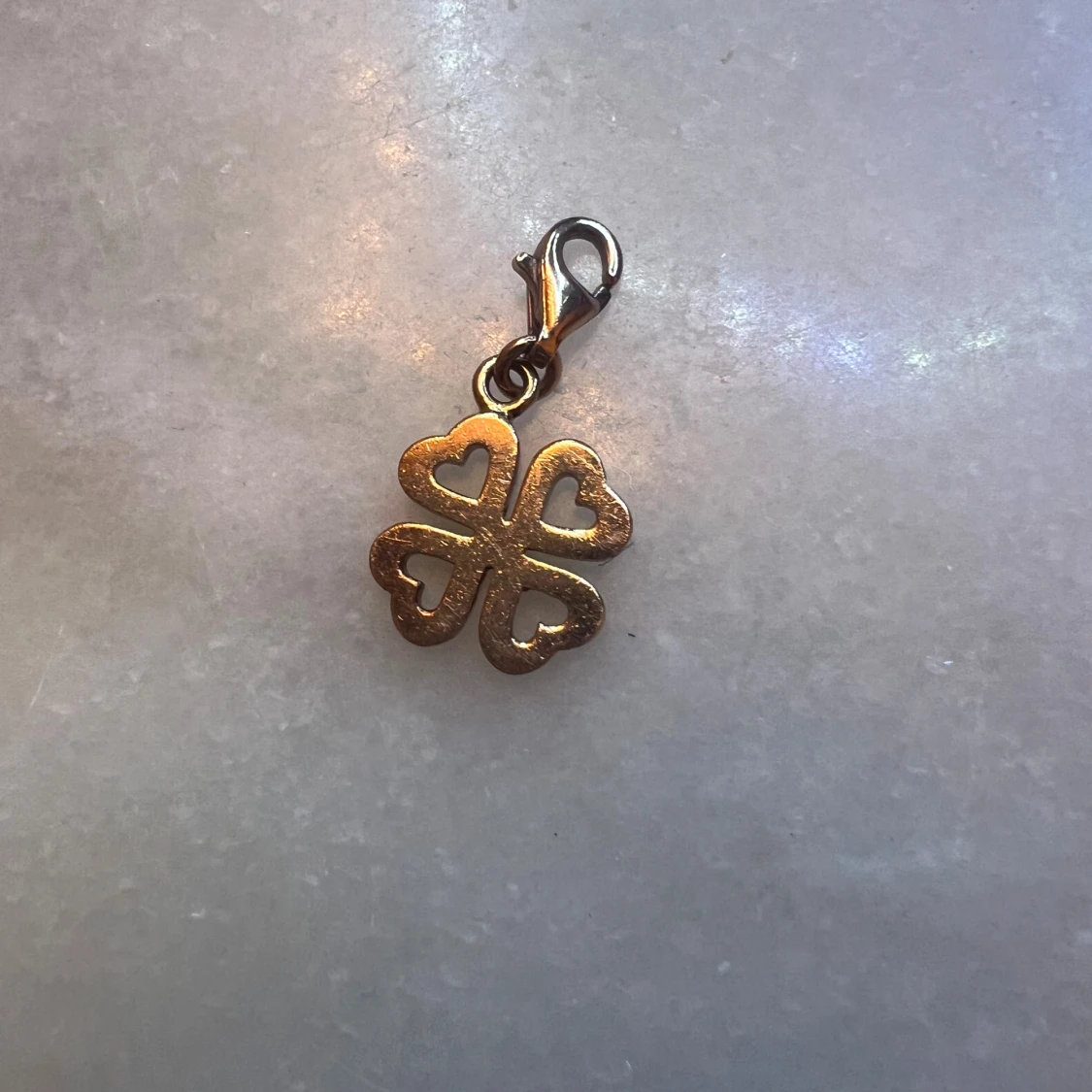 Thomas sabo rosé fyrklöver-hänge med hjärtan