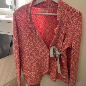 Odd Molly kofta - Säljer då den inte kommer till användning.