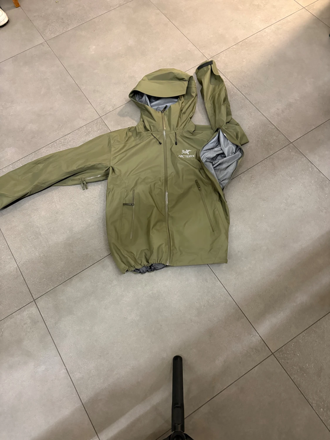 Grön vindjacka från Arc'teryx - 1