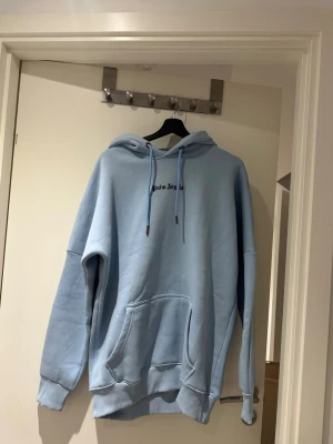 Palm angels hoodie  - En ny palm angels hoodie i storlek XL