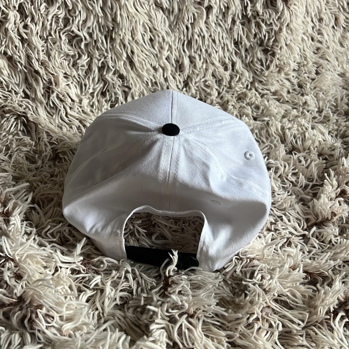 Vit och svart snapback från Extreme Clothing - 90