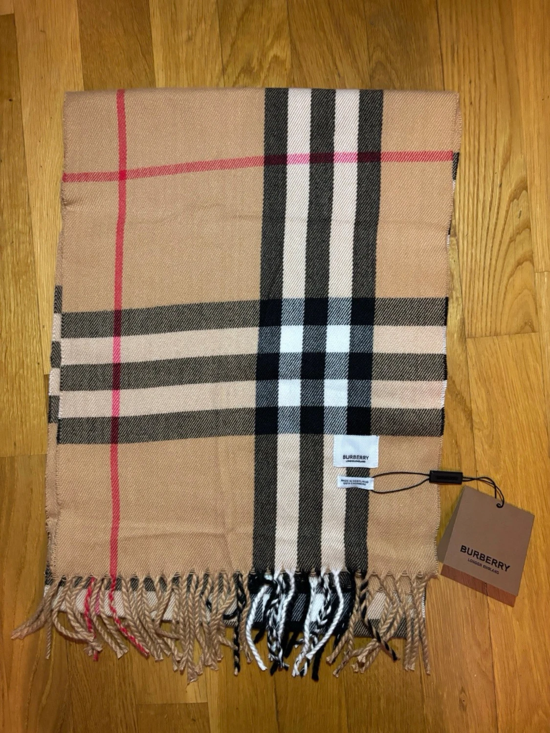 Rutig beige scarf från Burberry