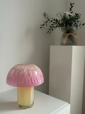 Glaslampa - Handgjord glaslampa av secondhand glas , höjd 22 cm. - mer info på Instagram jf_home_decor