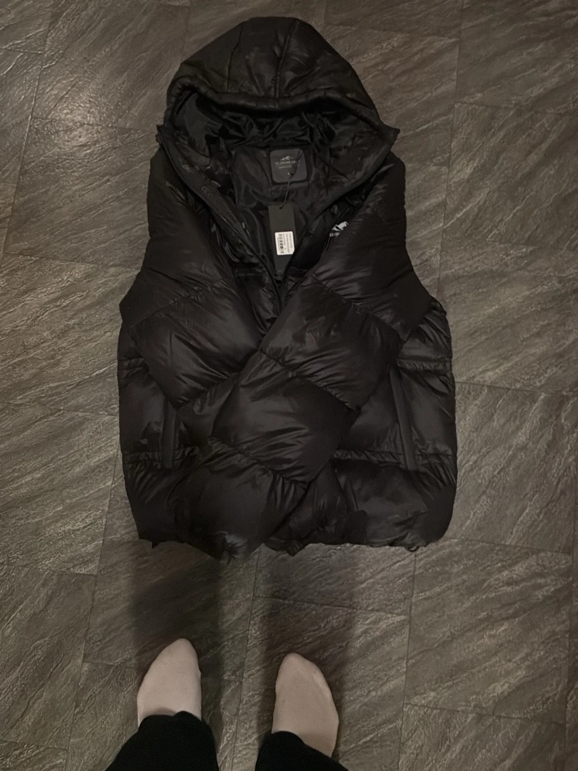 Svart pufferjacka från Closure LDN - 3