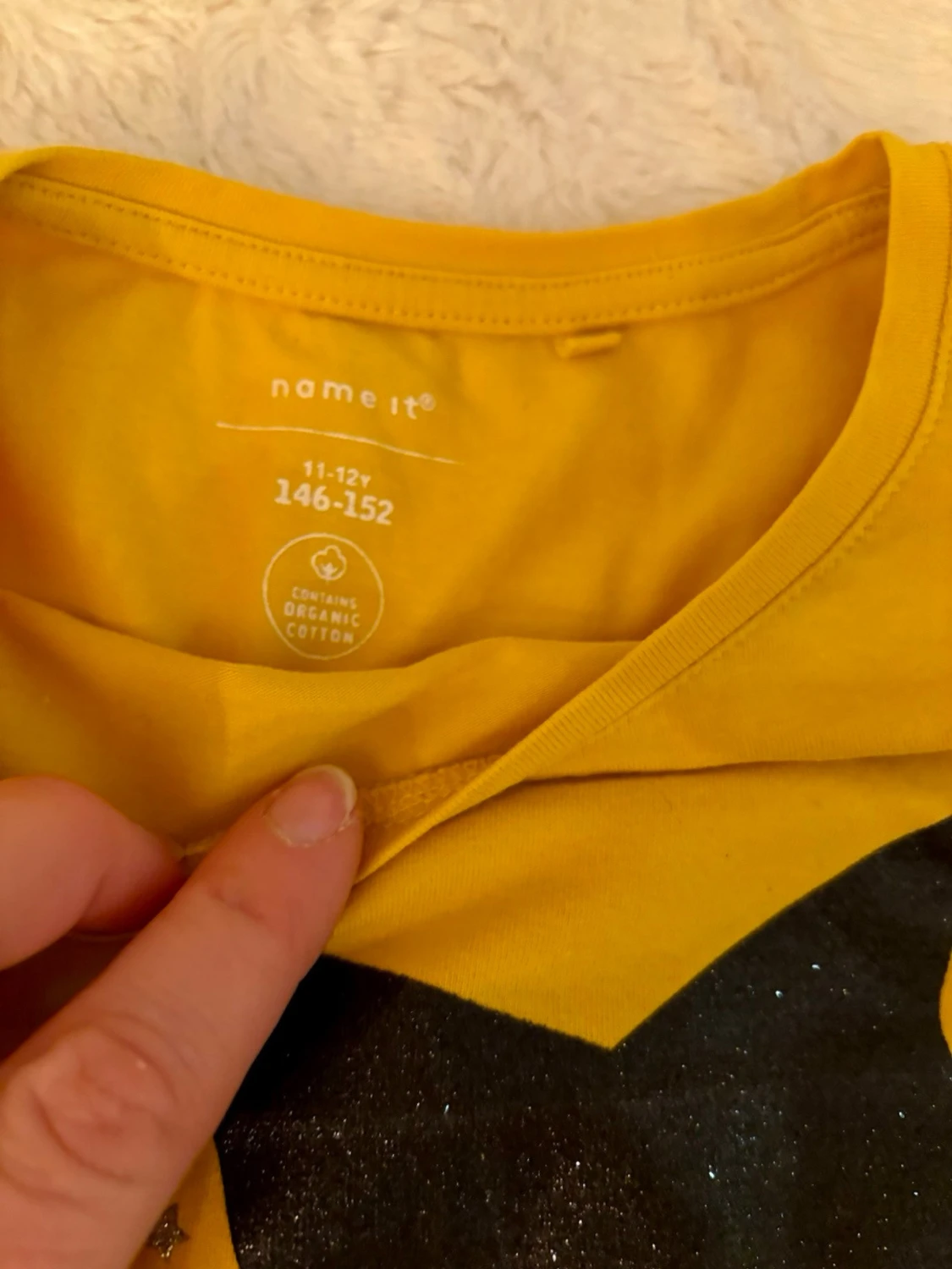 Gul långärmad topp med stjärntryck - 2