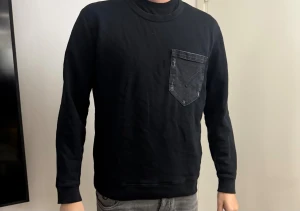 DONDUP tröja - Säljer denna feta DONDUP tröja! Storleken är M. Pris :- 299 retail :-1800