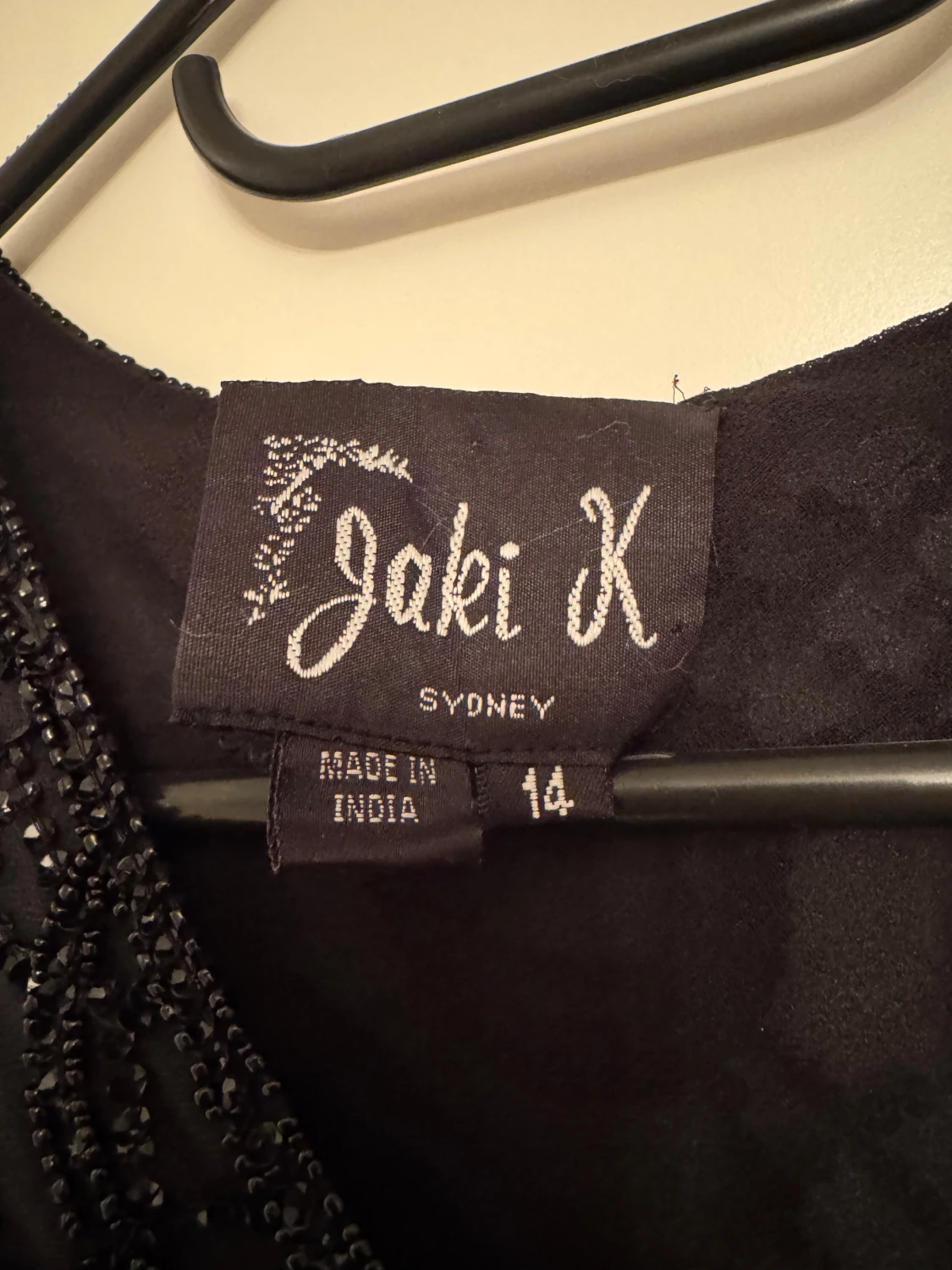 Svart glittrig topp - 1