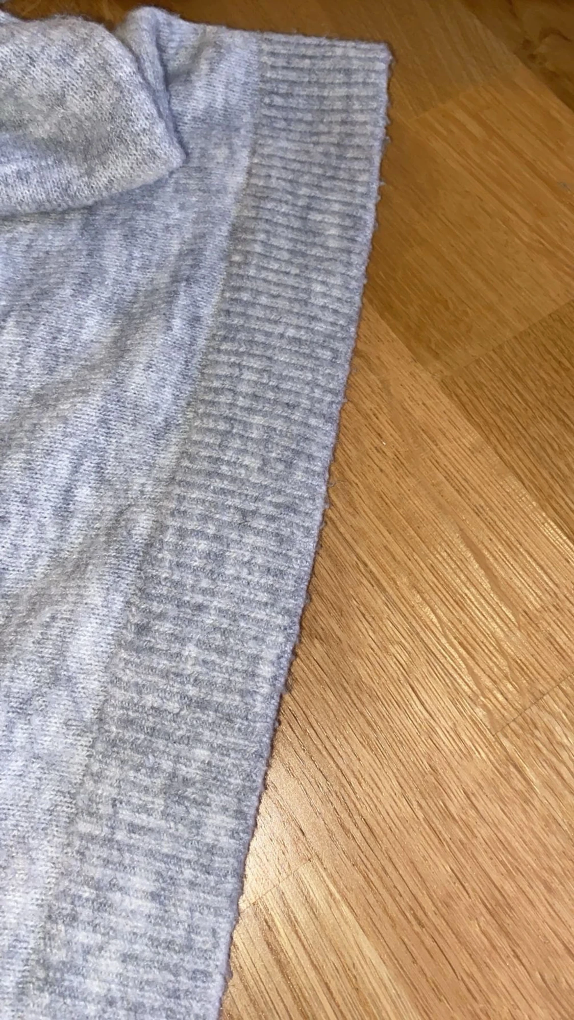 Stickad tröja (grå)  - 3