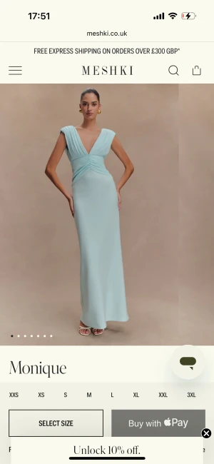 Ljusblå långklänning från Meshki - Supersnygg ljusblå långklänning från Meshki. Aldrig andvänd, har prislapp och orginalförpakning kvar. Orginalpris ca 1100kr+tull. Perfekt för bal eller festliga tillfällen. 