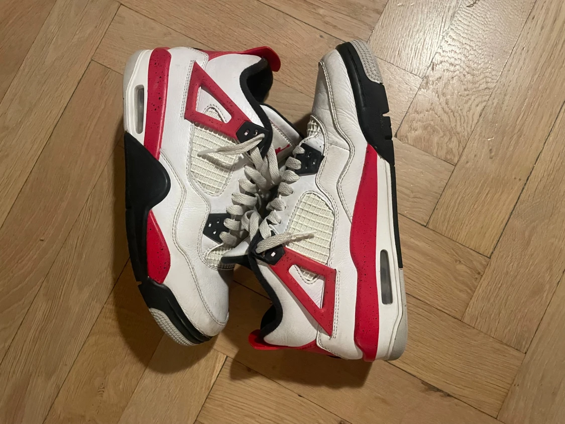 Jordan 4 Red cement - 1