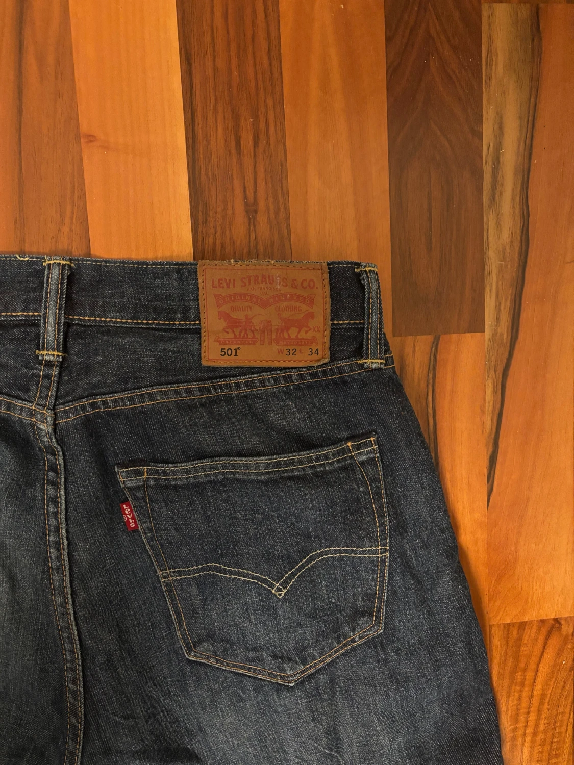 Levis 501 W32 L34 - 2