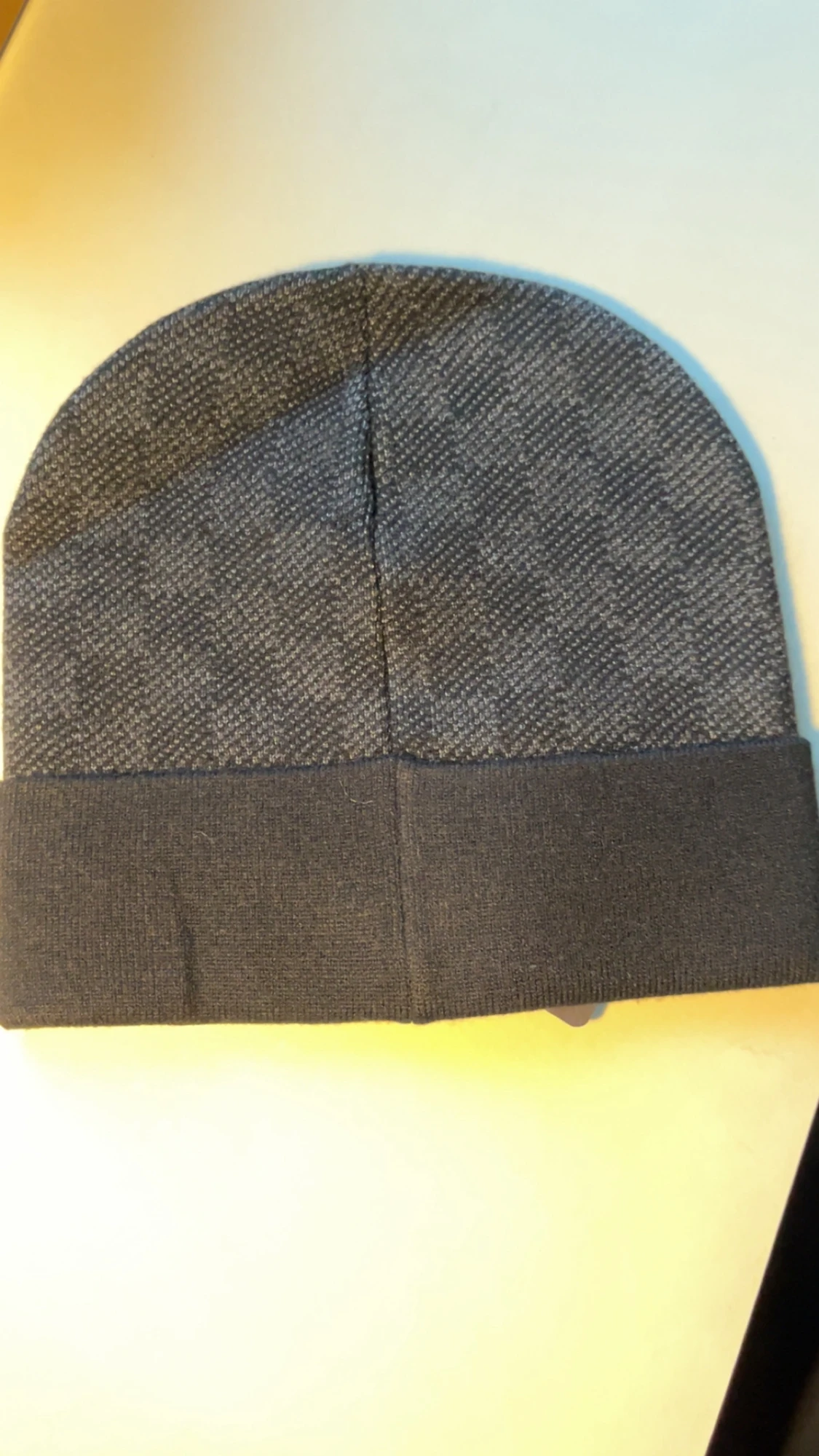 Mörkgrå mössa från l v  - 1
