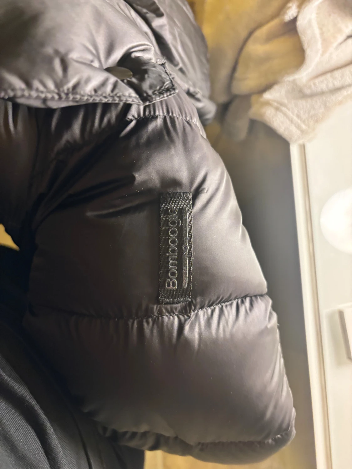 Svart lång pufferjacka med huva - 5