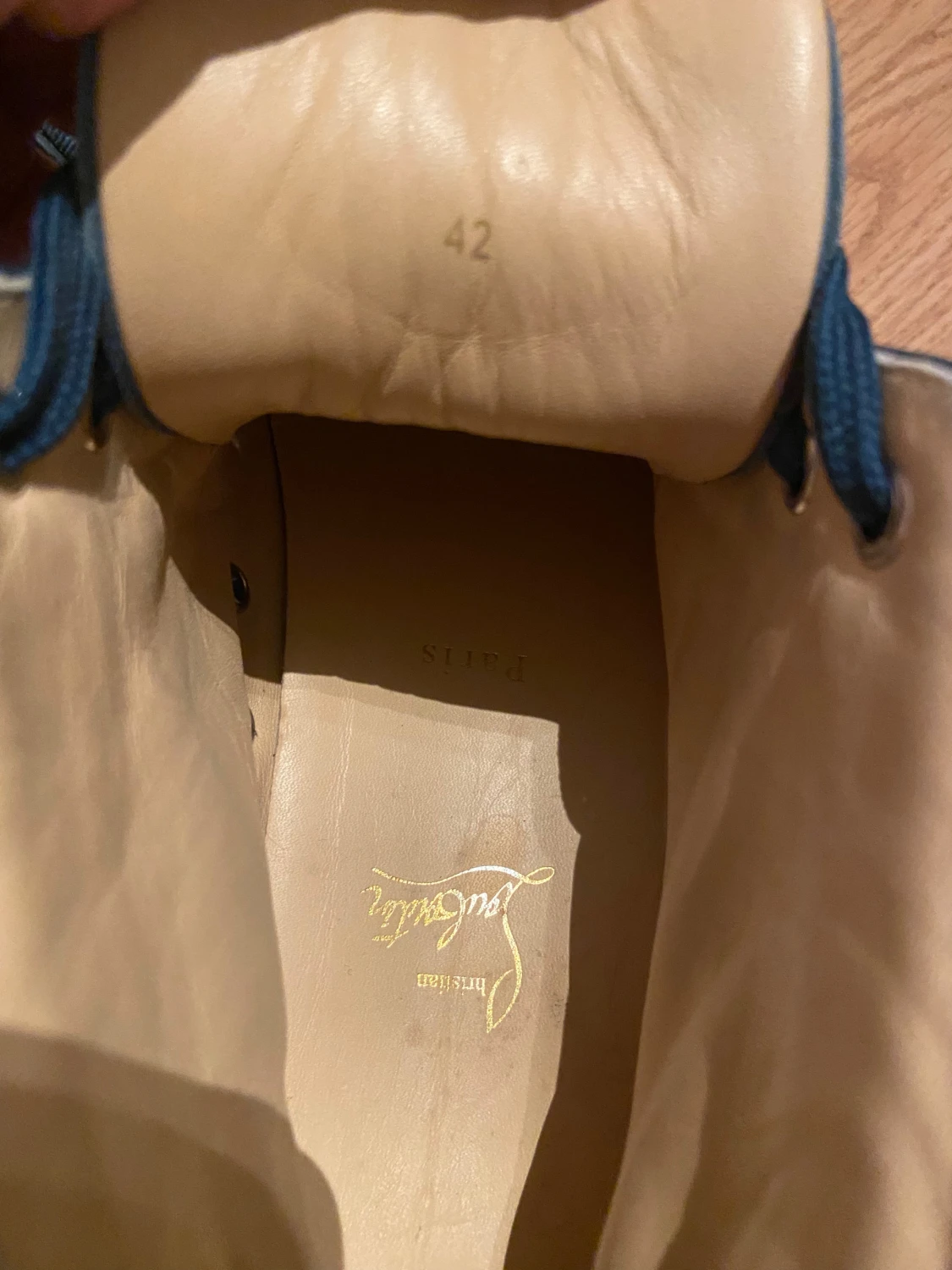 Christian Louboutin - 6