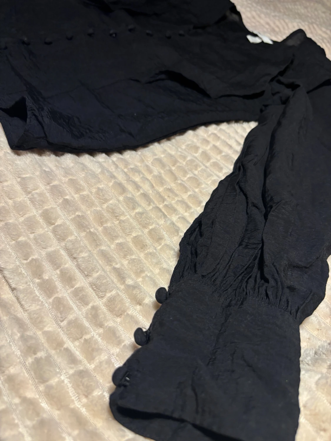 Svart långärmad blus från H&M - 3