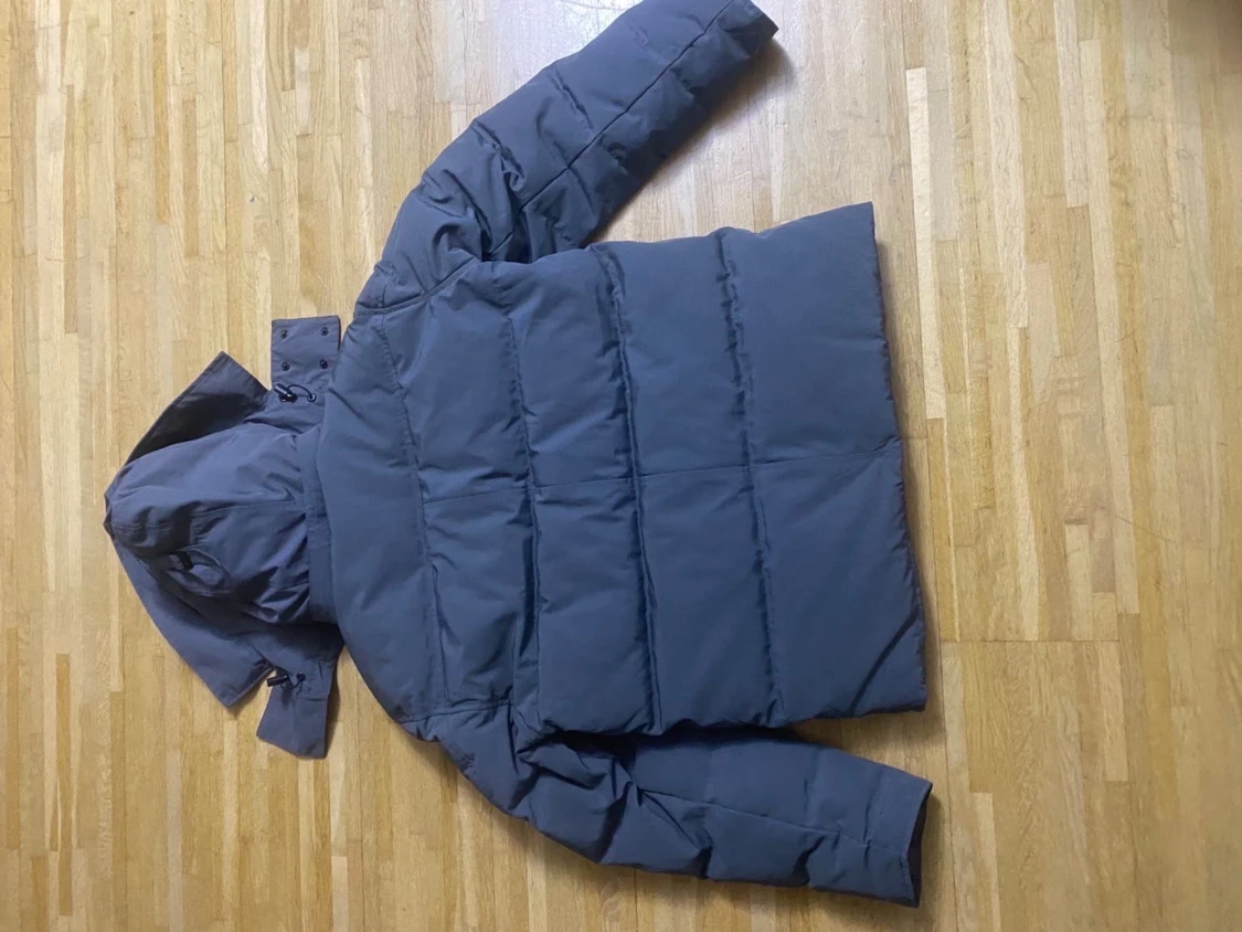 Mörkgrå dunjacka från Canada Goose - 1