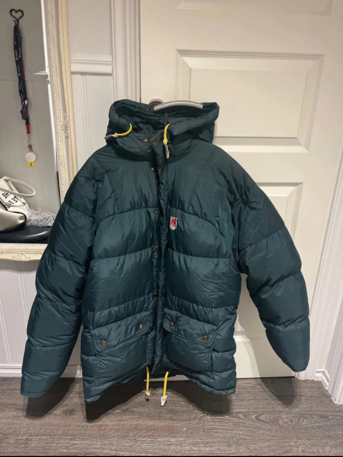 Mörkgrön pufferjacka från Fjällräven