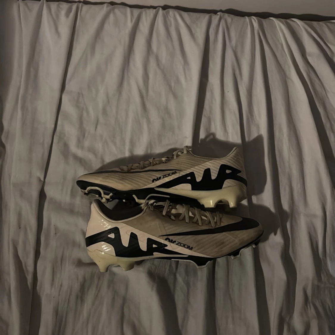 Nike Mercurial fotbollsskor beige/svart - 4