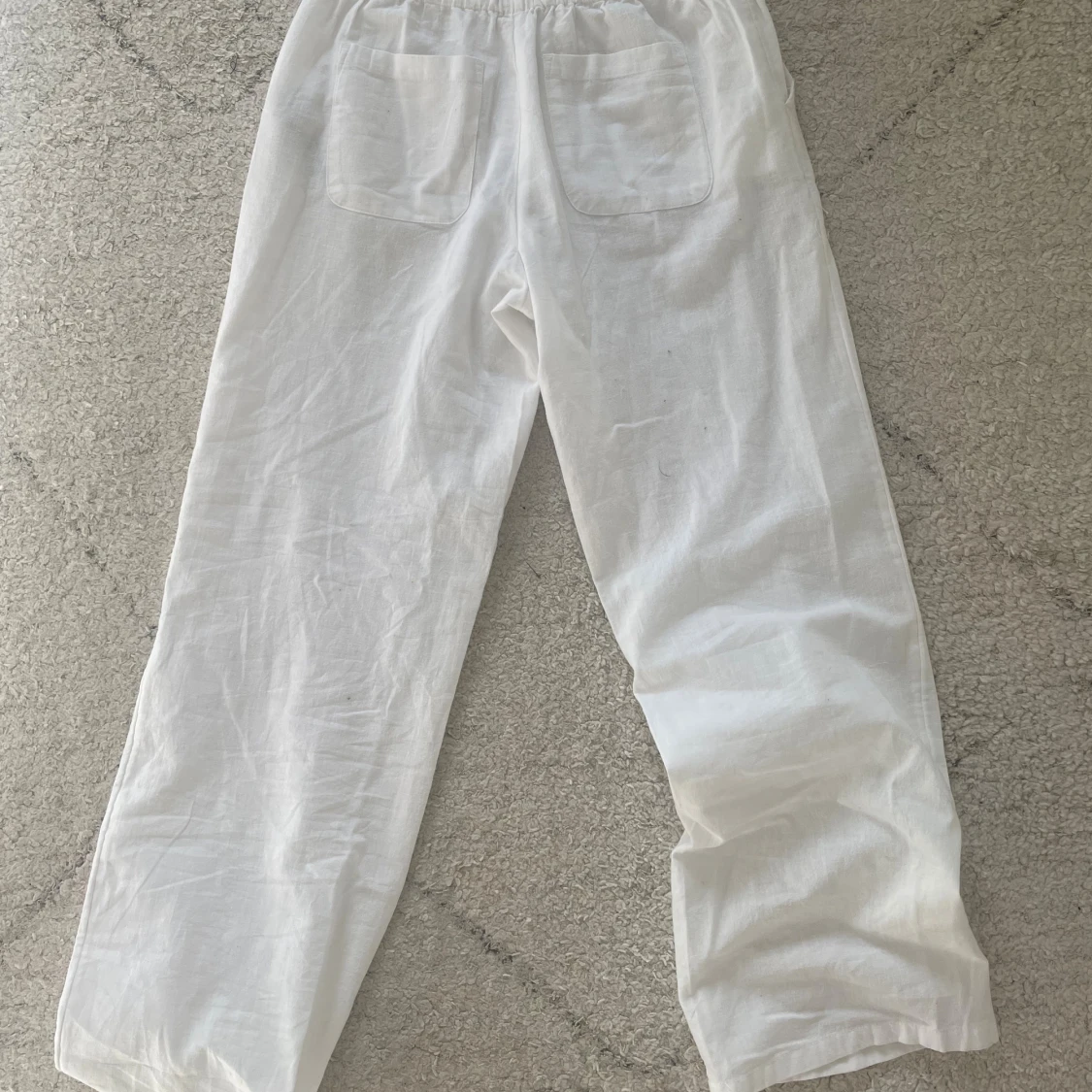 Linnebyxor från Gina Tricot - 1