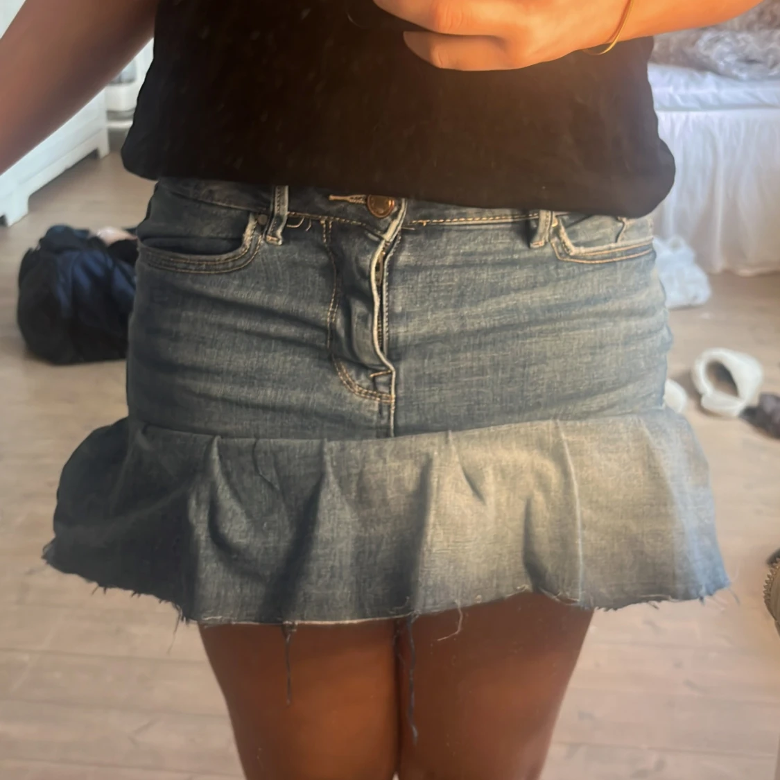 Jeanskjol med volangkant - 1