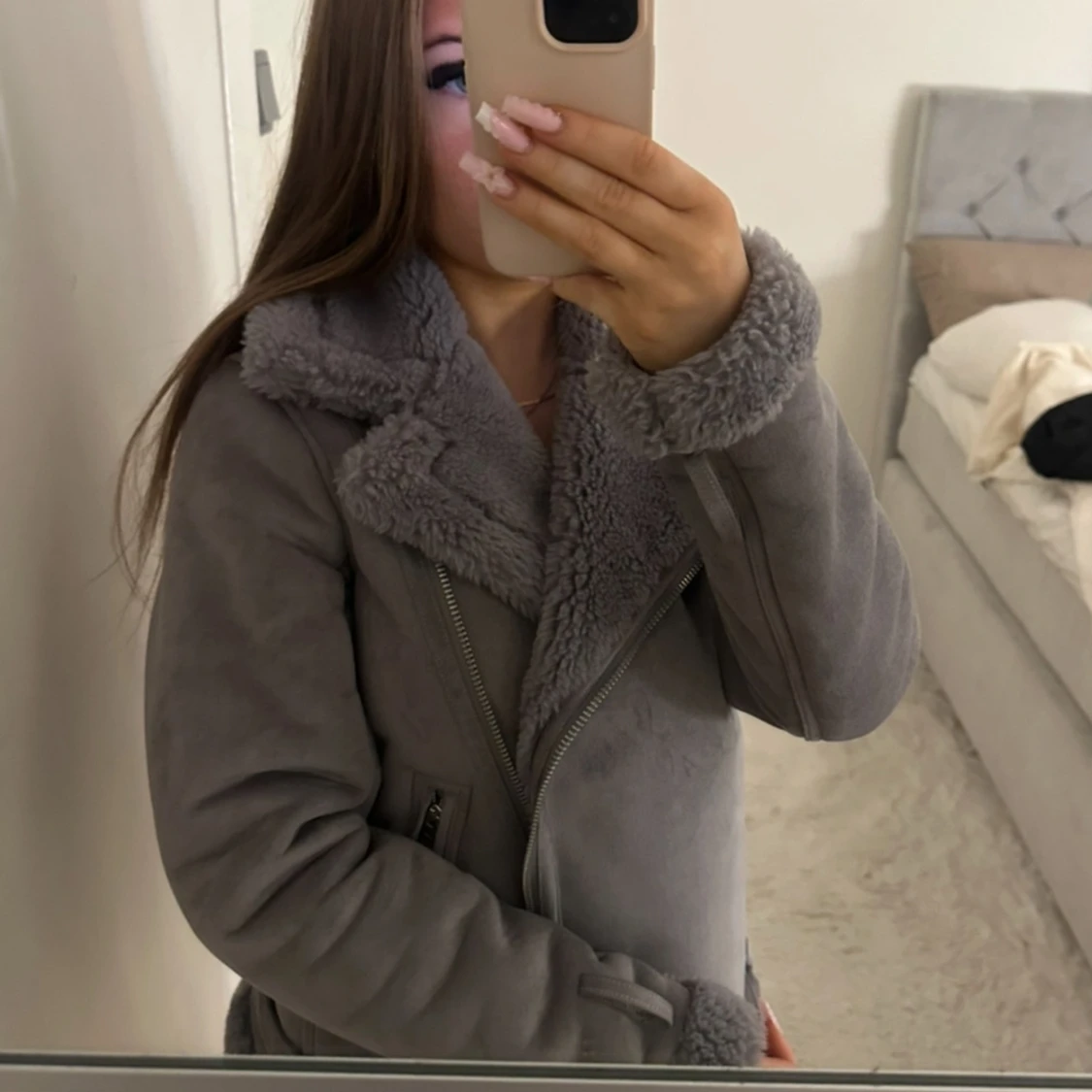 Grå teddyjacka från Abercrombie & Fitch - 1