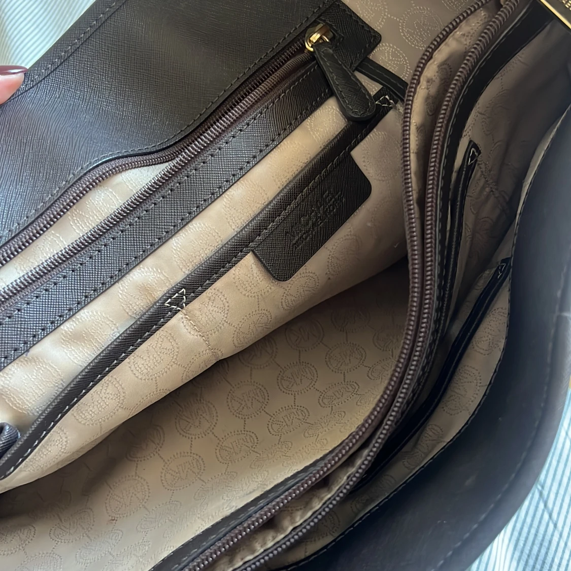 Chokladbrun Michael Kors axelväska i skinn - 2