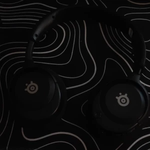 SteelSeries Arctis Nova 1  - 🎧 SteelSeries Arctis Nova 1 – Gamingheadset i toppklass Pris: 500 kr Skick: Nästan som nytt – använd endast ett fåtal gånger Färg: Svart Anslutning: 3,5 mm jack (kompatibel med PC, PS5, PS4, Xbox, Switch, mobil) Levereras med: Originalkartong och alla tillbehör 🔥 Varför du vill ha detta headset: Hi-Fi-ljud med Nova Acoustic System: Upplev kristallklart ljud och djup bas med specialdesignade högkvalitativa drivare.  SteelSeries 360° Spatial Audio: Få en fördel i spelet genom att höra varje steg,