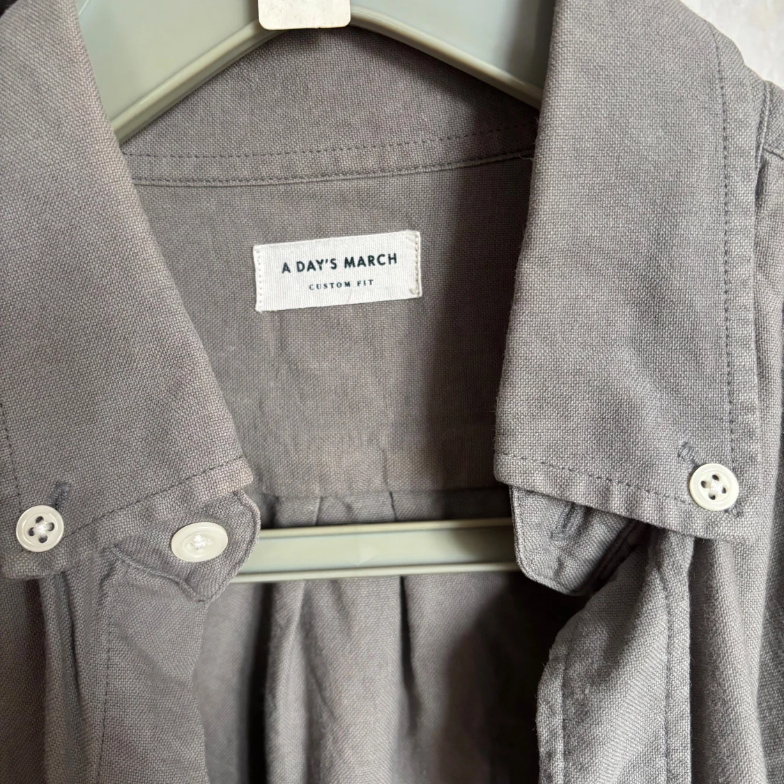 Grå skjorta från A Day's March - 1