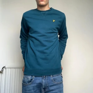 Lyle & Scott tröja - Lyle & Scott sweatshirt | Skick 9/10 | Size - 12-13 år | Hör av dig vid minsta fråga //CDL