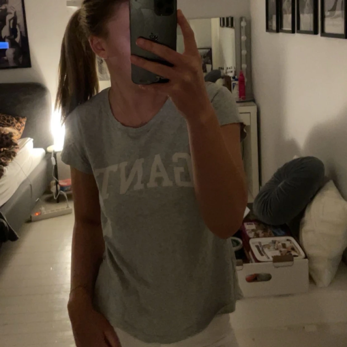 Grå t-shirt från Gant