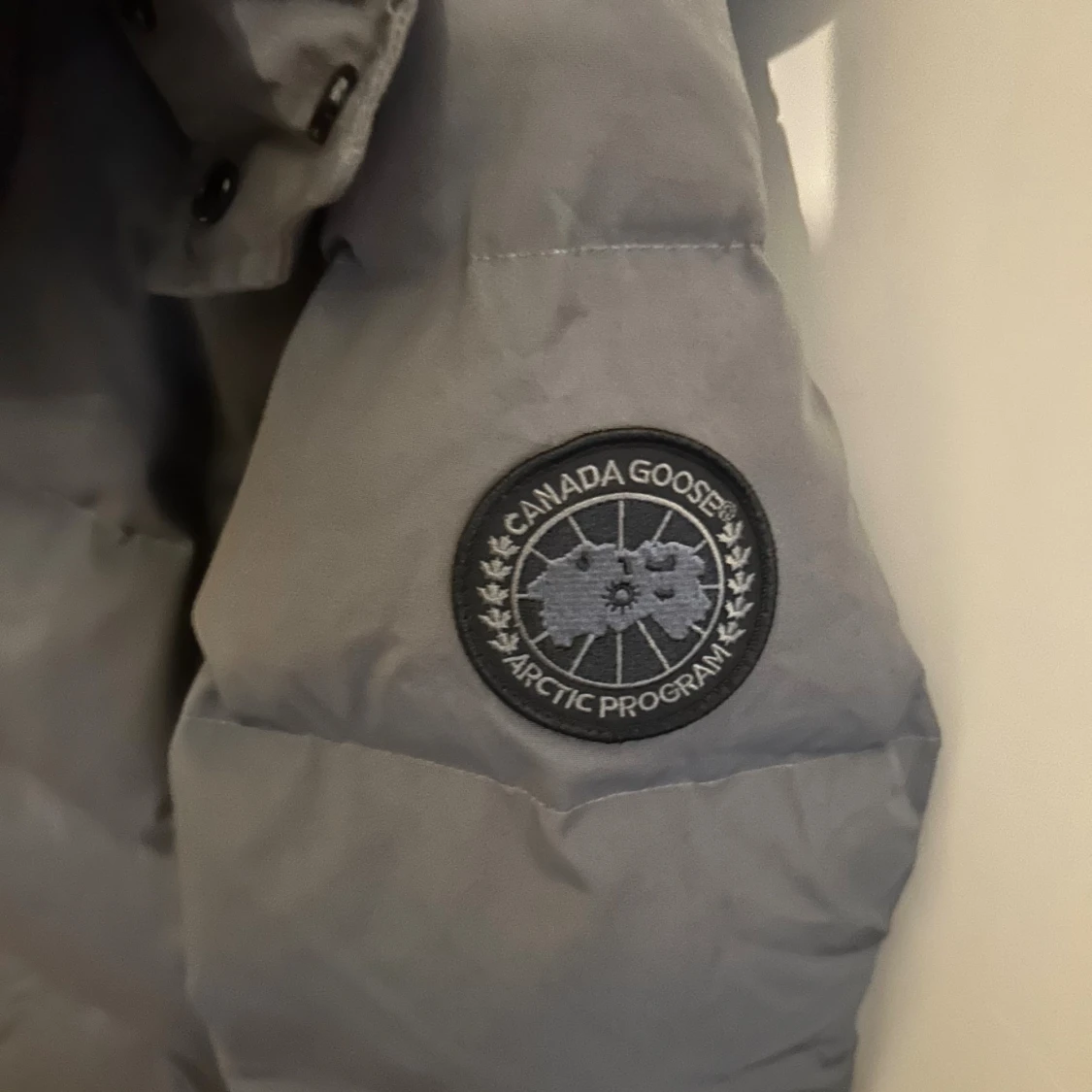 Grå dunjacka från Canada Goose - 2