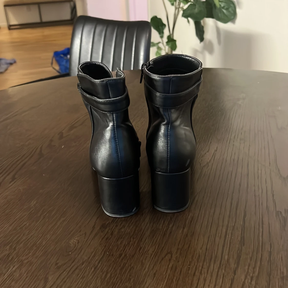 Svarta stövletter från Anna Field - 2