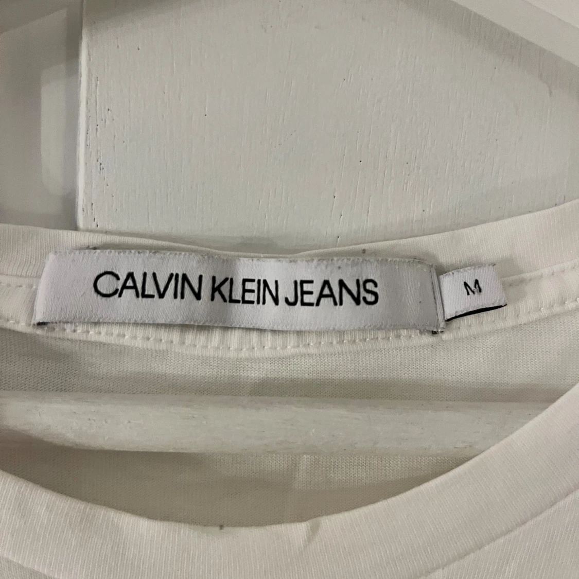 Vit t-shirt från Calvin Klein Jeans - 1