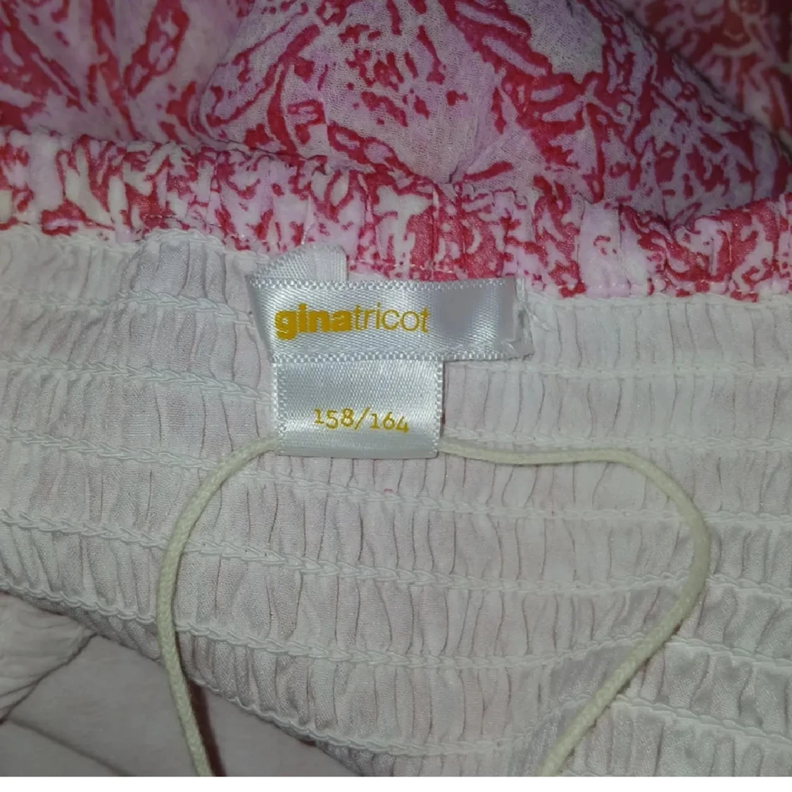 Rosa mönstrad kortkjol från Gina Tricot - 1